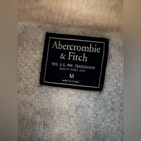 Abercrombie Cheetah Print Sweater - Picture 2 of 4